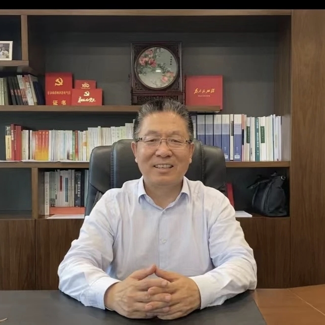 新年贺词——中国再生资源回收利用协会会长徐铁城